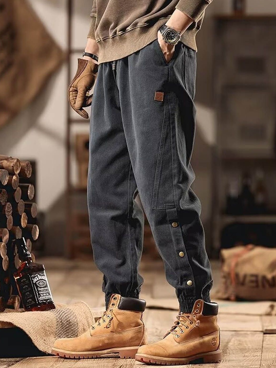 

StyleCast Men Mid-Rise Joggers Trousers, Grey
