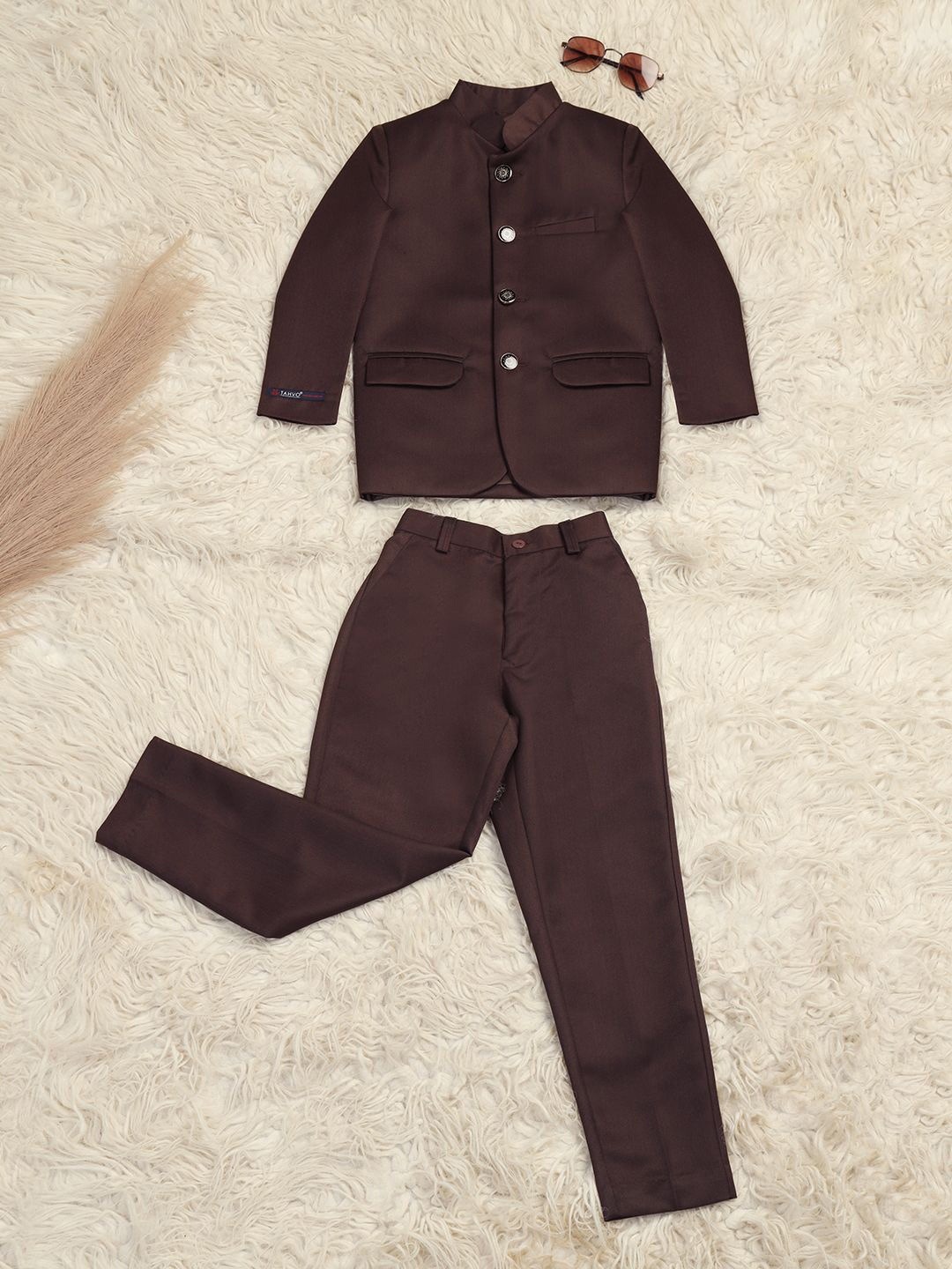 

TAHVO Boys 2-Pc Mandarin Collar Bandhgala Suit, Brown
