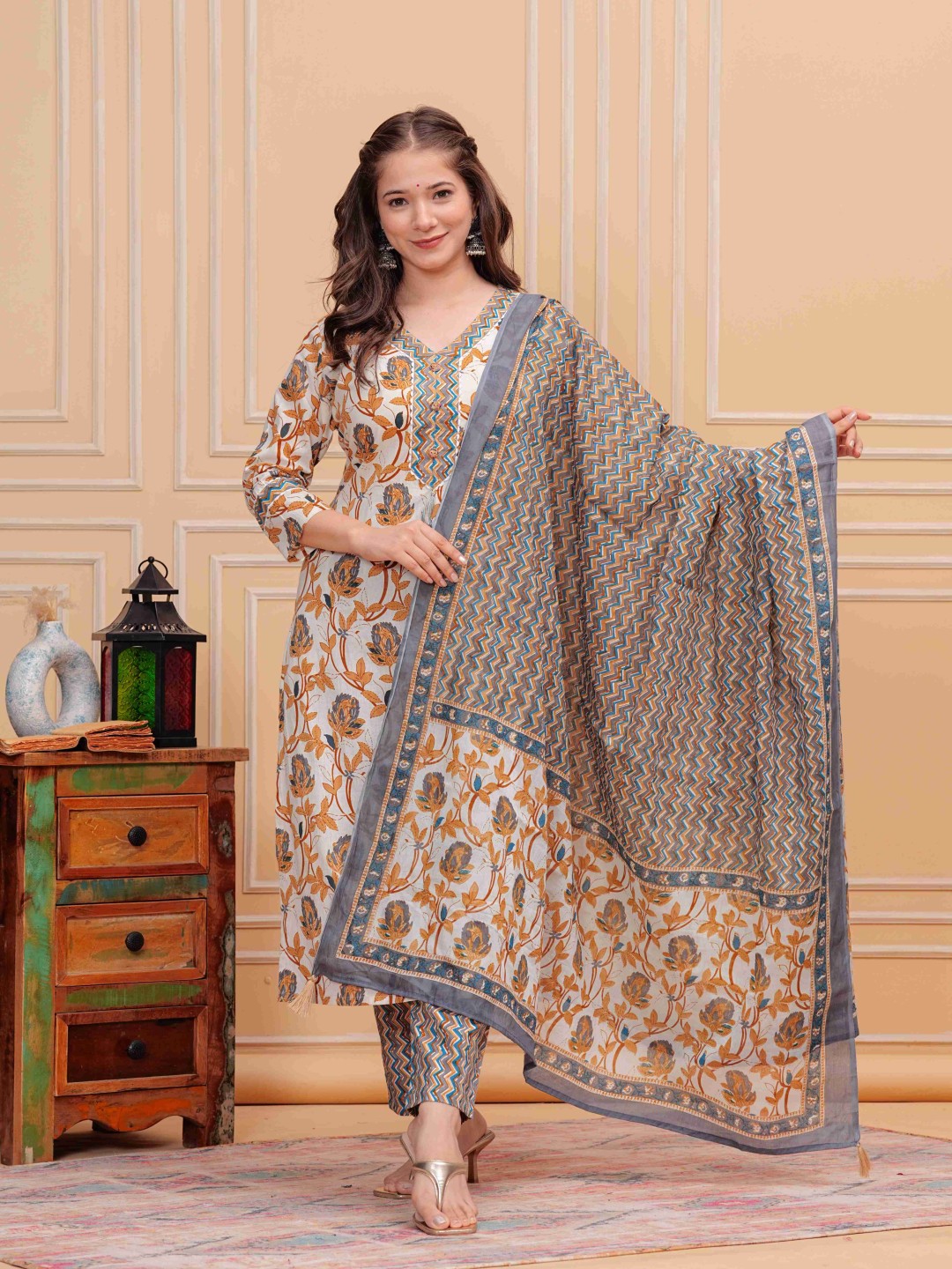 

MissKurti Floral Printed V-Neck Pure Cotton Straight Kurta With Trouser & Dupatta, Off white