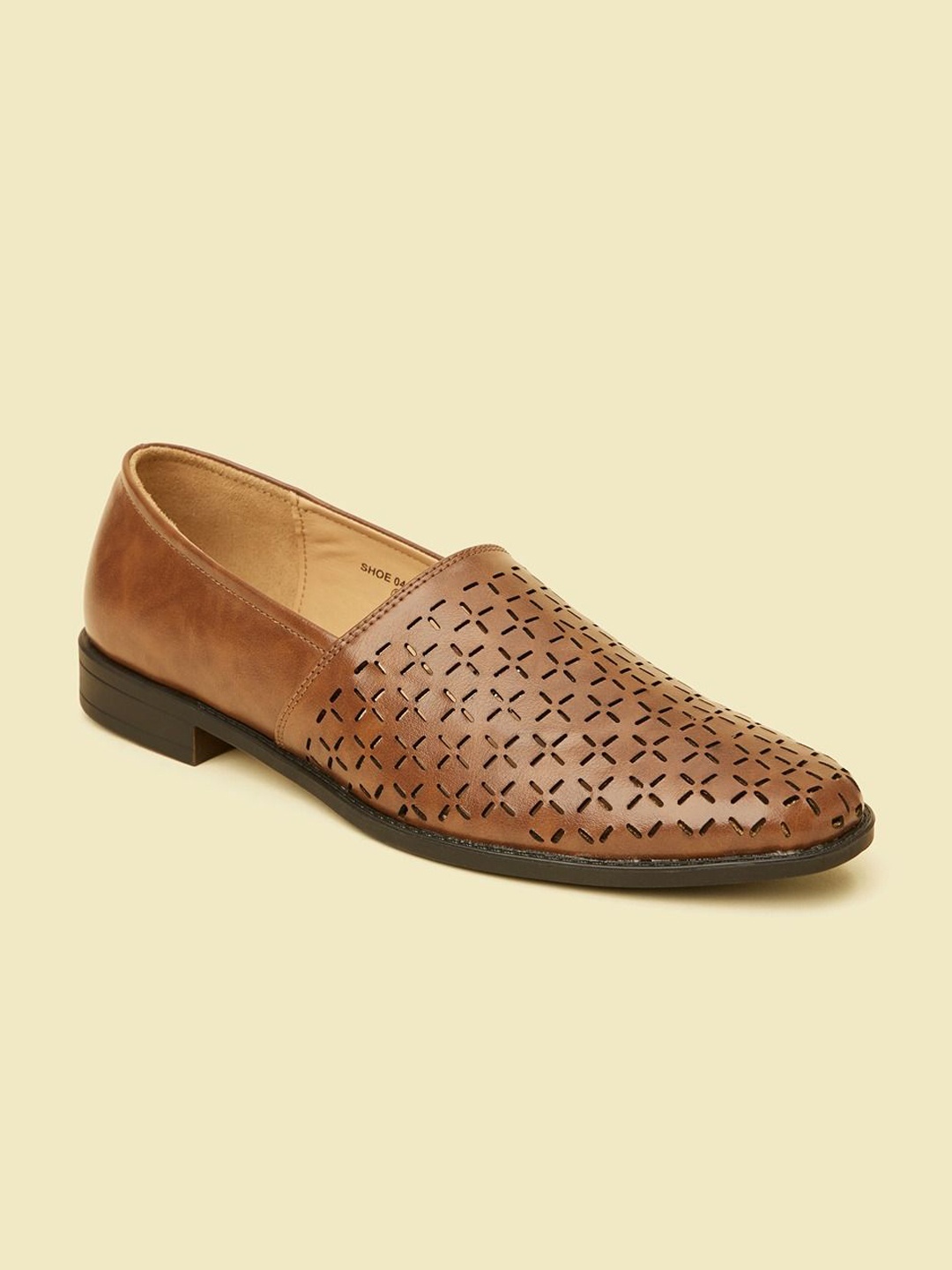 

Manyavar Men Self Design Loafer Style Mojaris, Brown