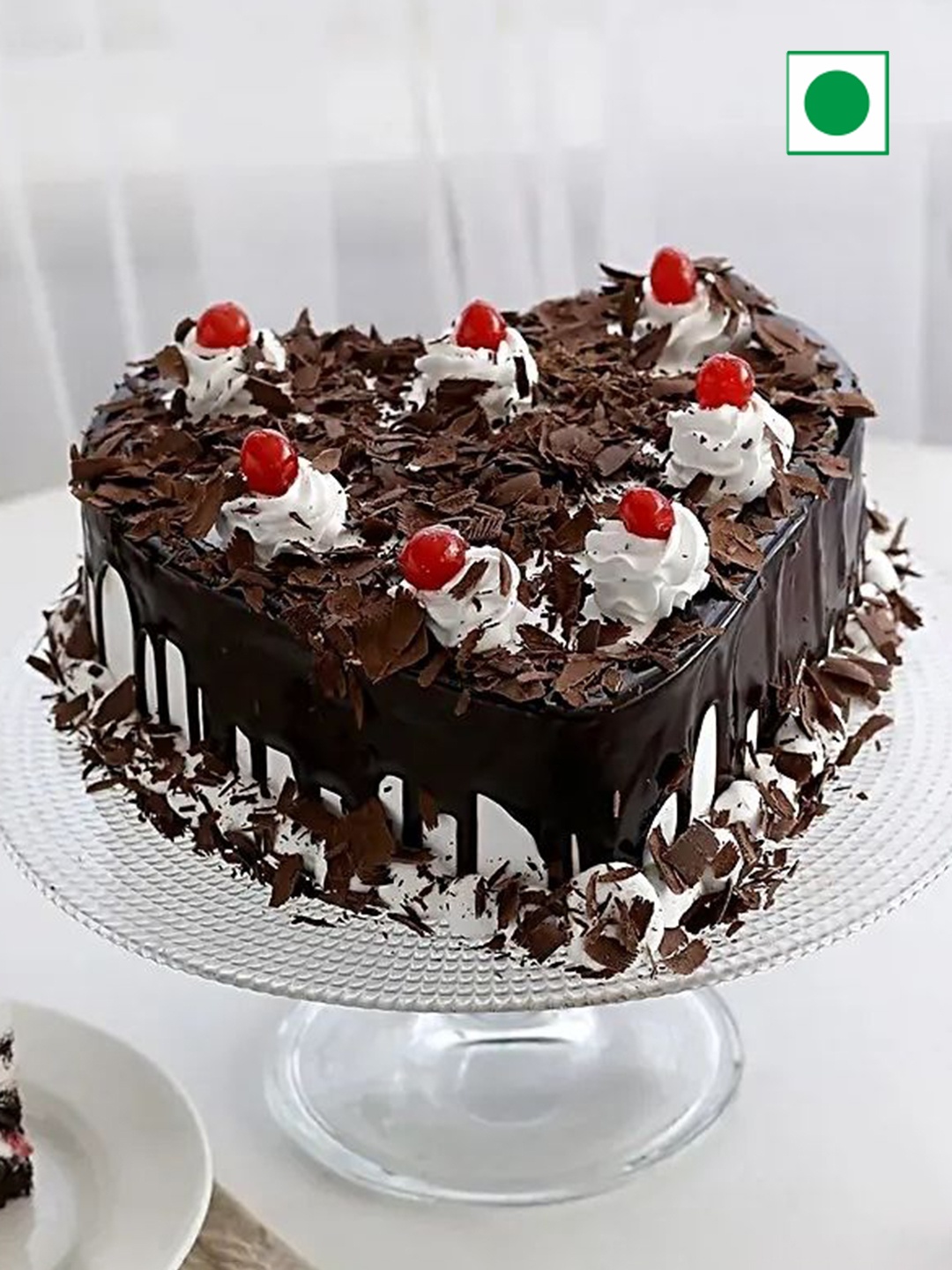 

fnp Black Forest Flavor Eggless Heart Cake-500g, Brown