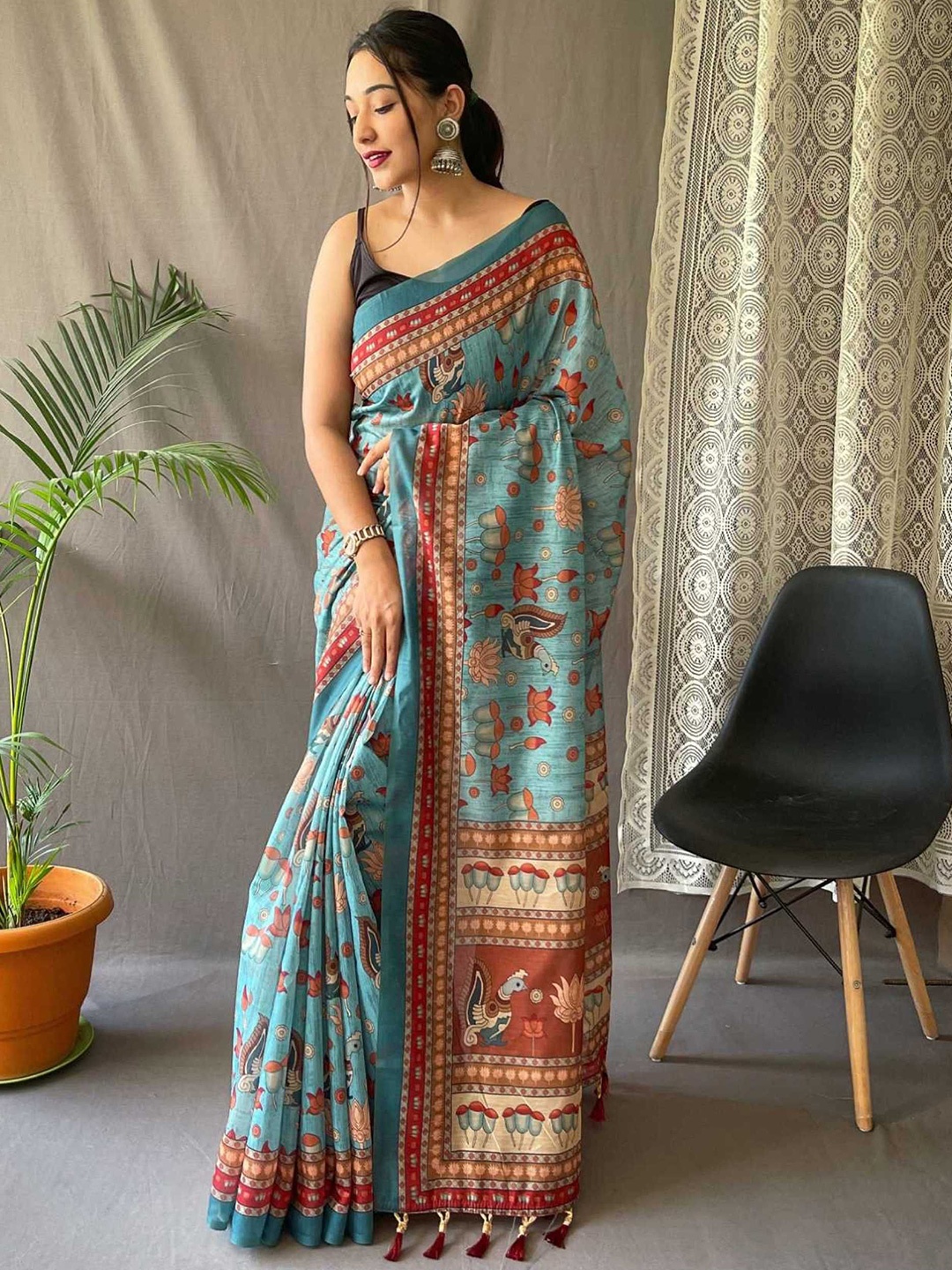 

DIVASTRI Kalamkari Printed Designer Saree, Blue