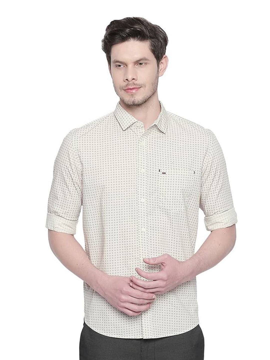 

Basics Men Relaxed Fit Spread Collar Geometric Printed Cotton Casual Shirt, White