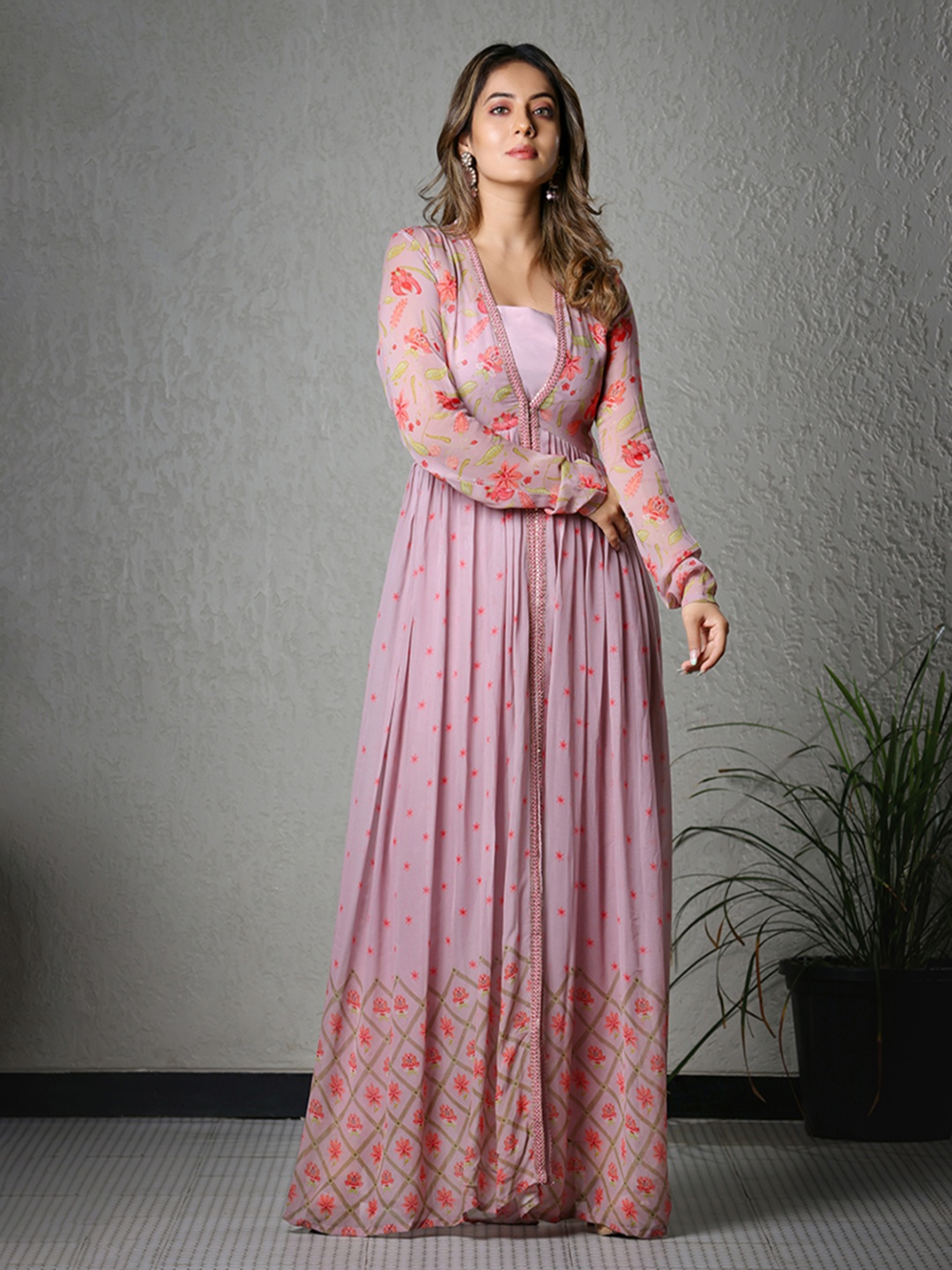 

SUKRUTI DESIGN Women Sequinned Silk Crepe Top With Trousers And Shrug, Pink