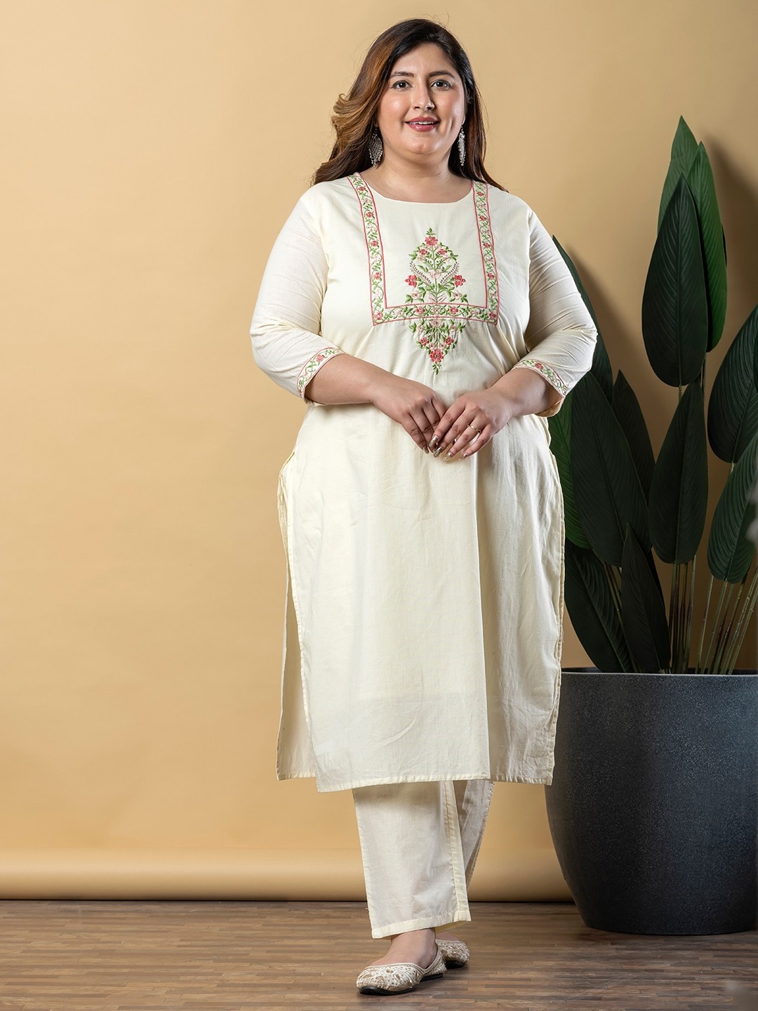 

Readiprint Fashions Women Embroidered Regular Thread Work Pure Cotton Kurta with Palazzos, Cream