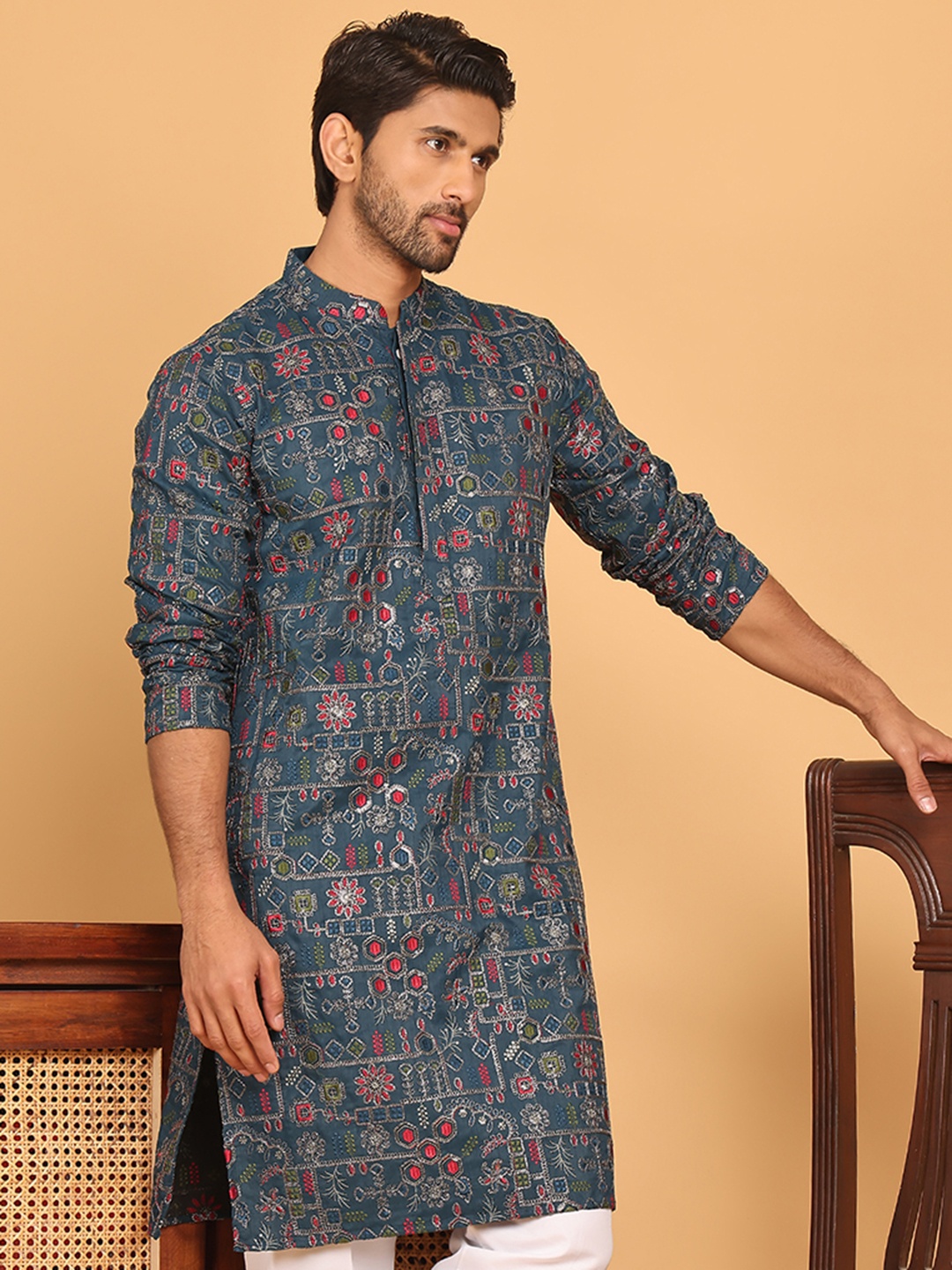 

Jompers Ethnic Motifs Embroidered Mandarin Collar Thread Work Straight Kurtas, Teal