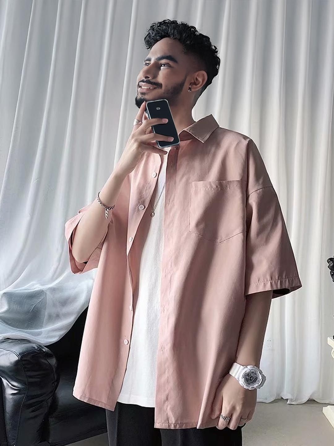 

StyleCast Men Spread Collar Solid Oversized Casual Shirt, Pink