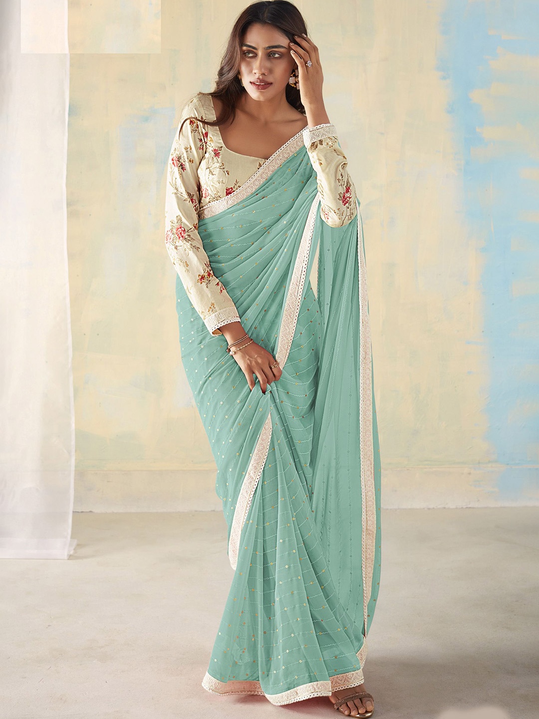 

DIVASTRI Embellished Embroidered Saree, Blue
