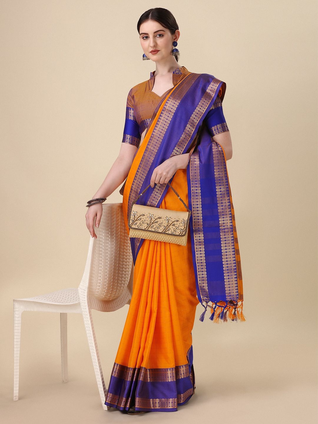 

DIVASTRI Woven Design Zari Mysore Silk Saree, Yellow