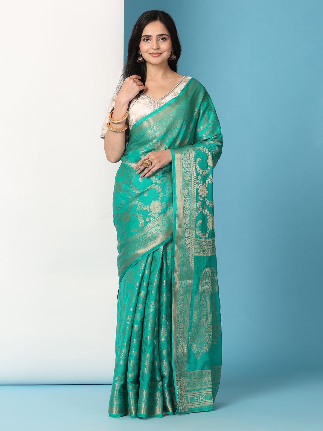 

Pionex Woven Design Zari Ready to Wear Banarasi Saree, Green