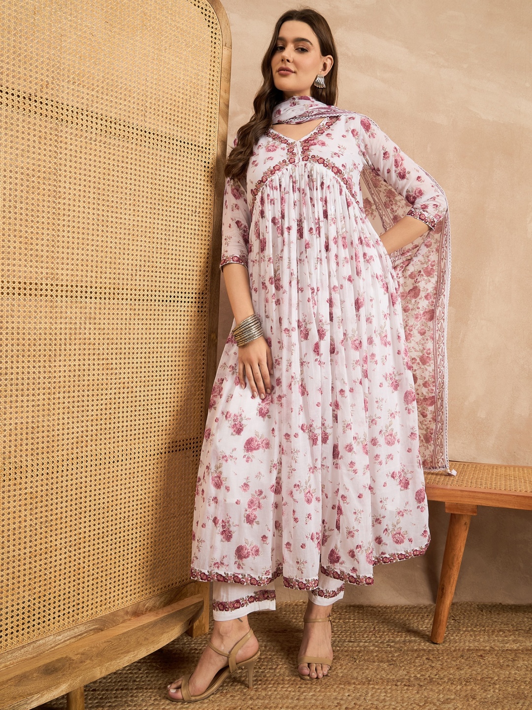 

CHETI Floral Printed Empire Sequinned Anarkali Kurta with Trousers & Dupatta, White