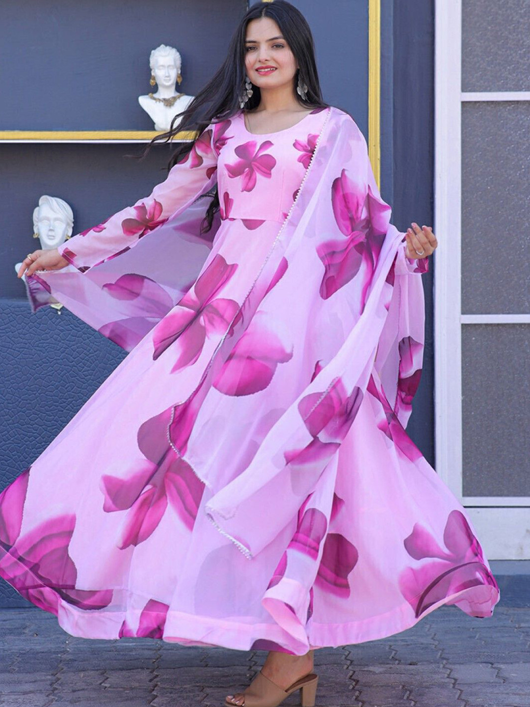 

Raiyani Enterprise Floral Printed Round Neck Cotton Anarkali Kurta With Dupatta, Pink