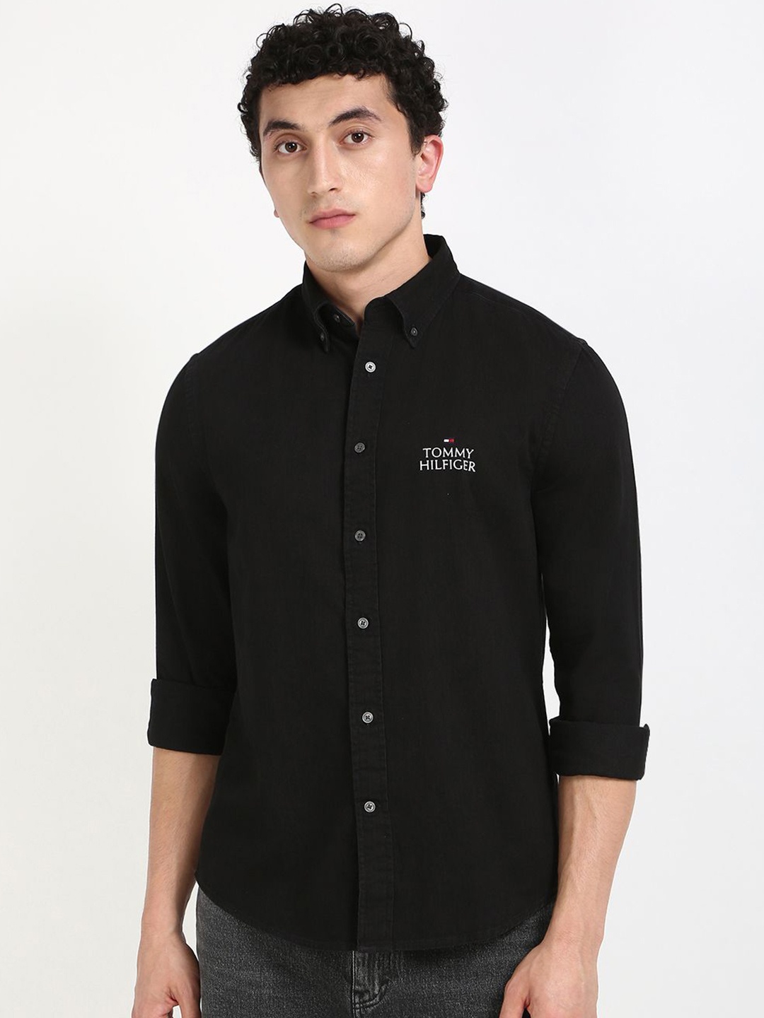 

Tommy Hilfiger Men Opaque Casual Shirt, Black