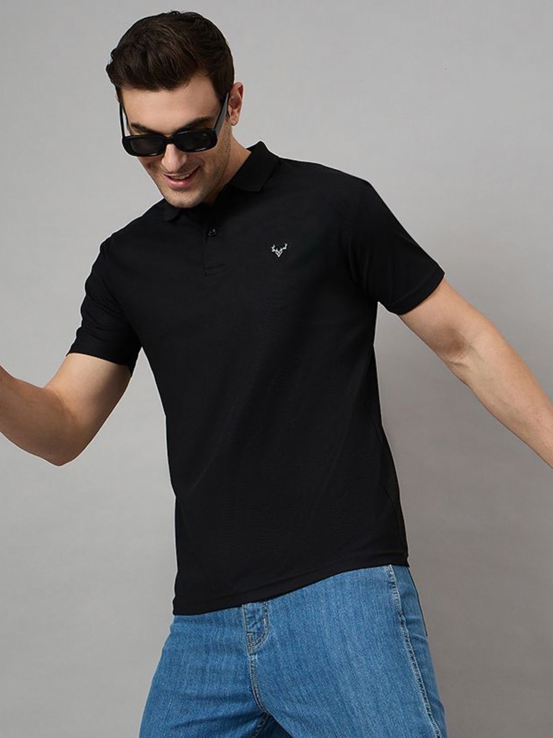 

BRONATION Men Solid Polo Collar Cotton T-shirt, Black