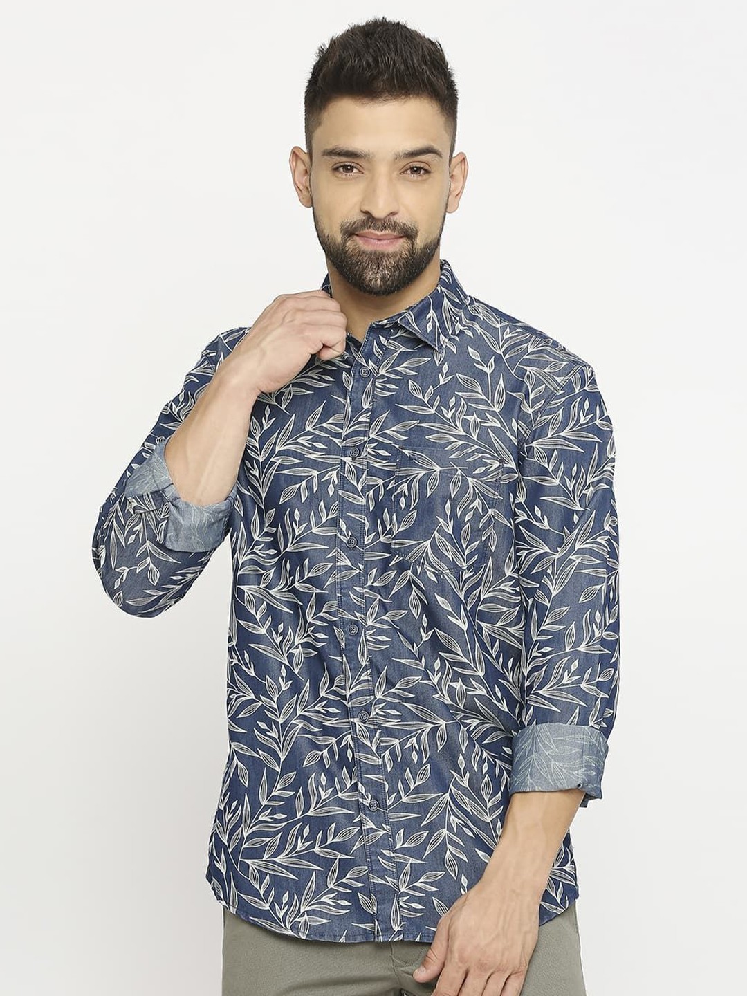 

Basics Men Relaxed Fit Spread Collar Floral Printed Cotton Casual Shirt, Blue