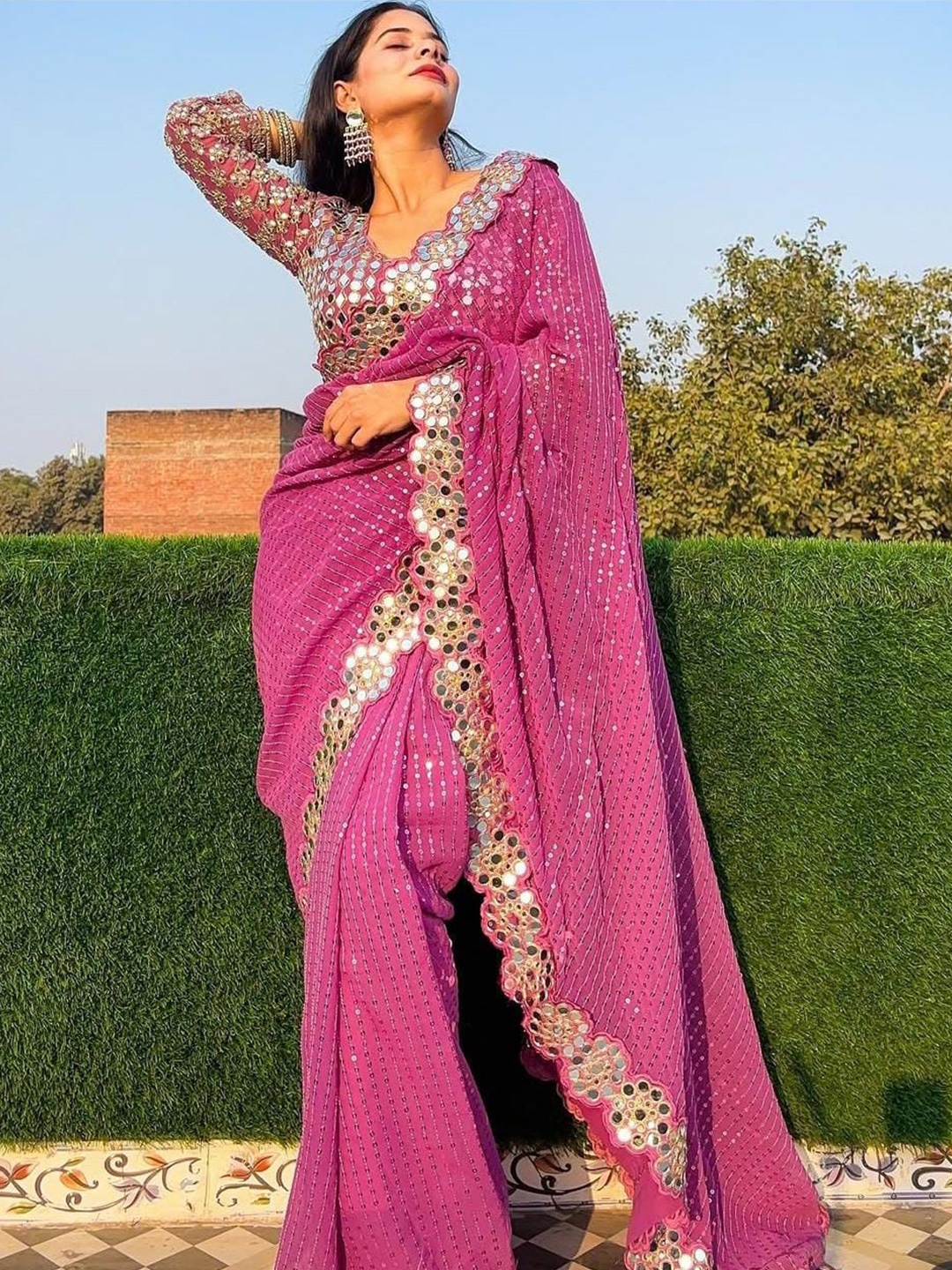 

MANSUBHA Embellished Sequinned Mirror Work Pure Georgette Saree, Pink