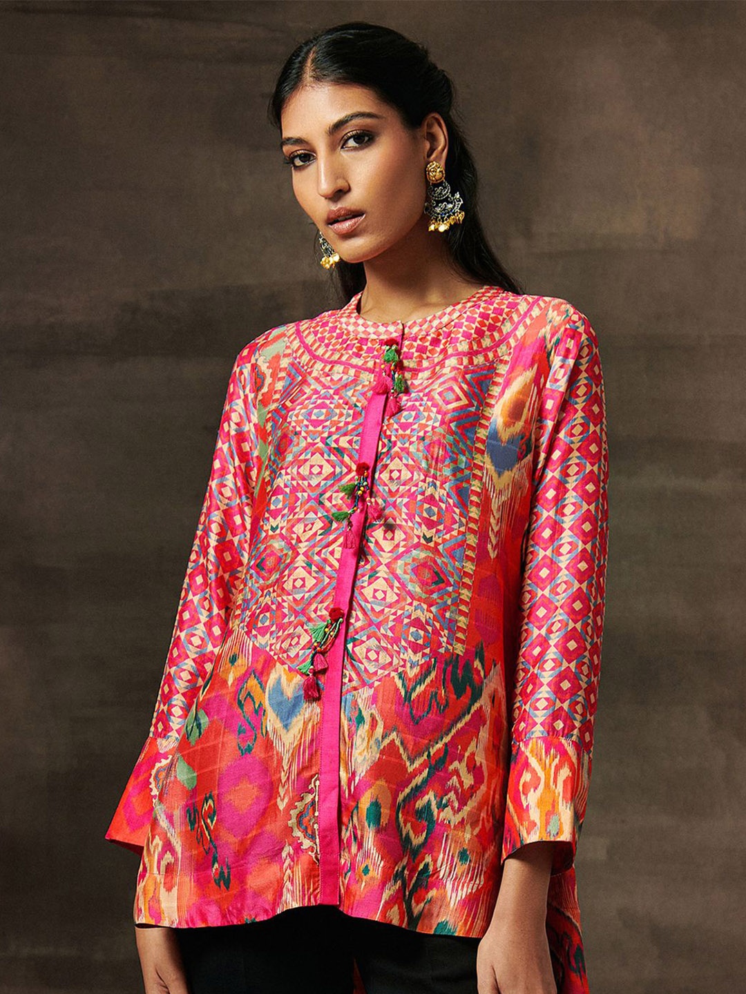 

SAUNDH Women Printed Mandarin Collar Top, Peach