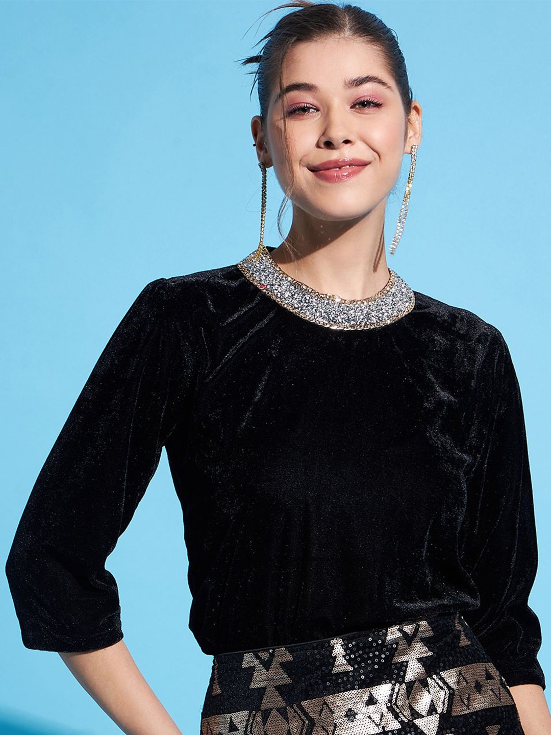 

DressBerry Velvet Top, Black