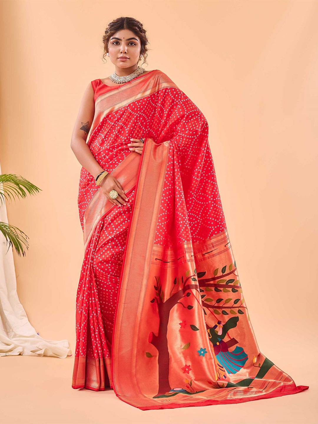 

DIVASTRI Bandhani Zari Designer Paithani Saree, Red