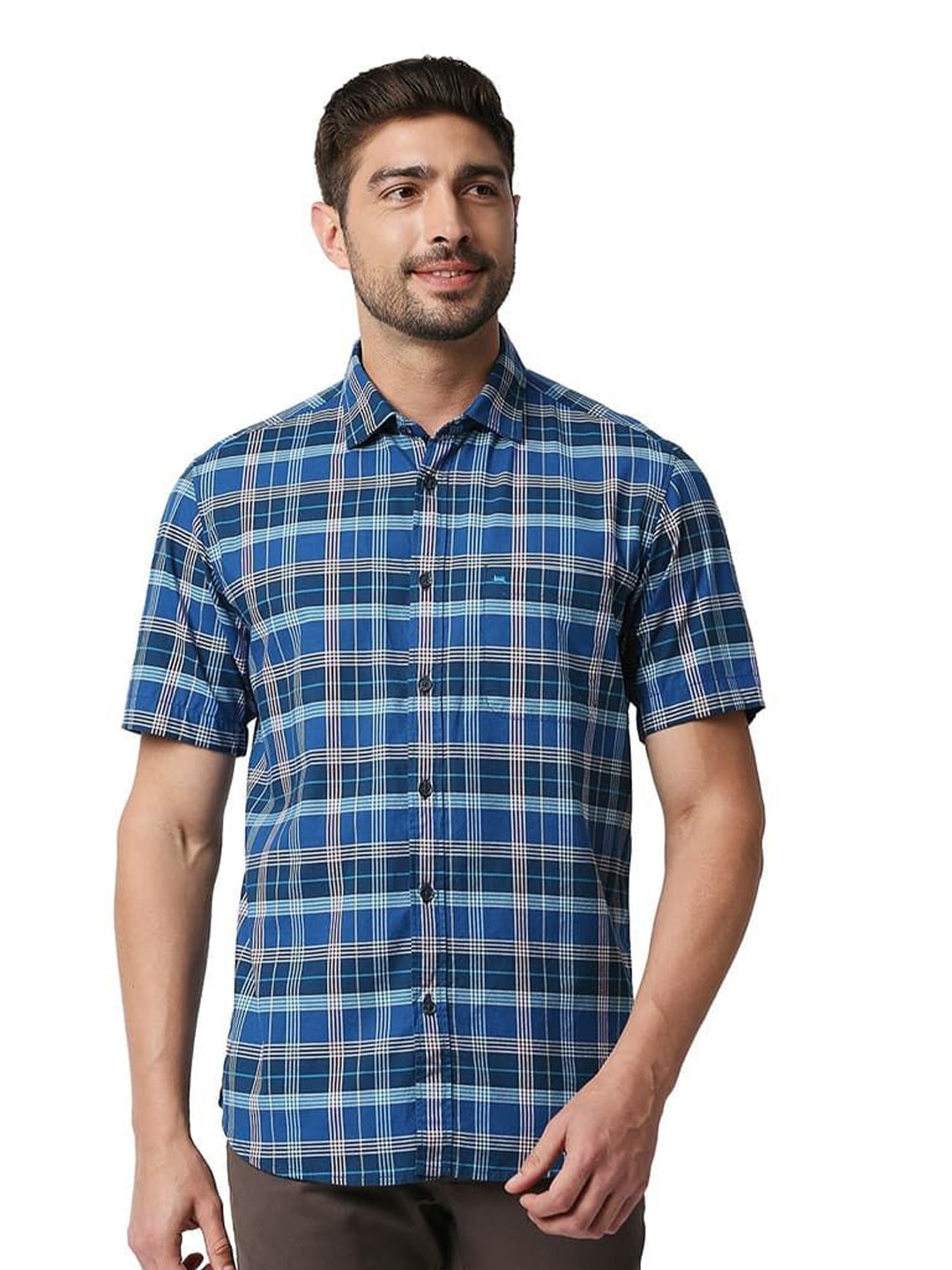 

Basics Men Relaxed Slim Fit Spread Collar Checked Cotton Casual Shirt, Navy blue