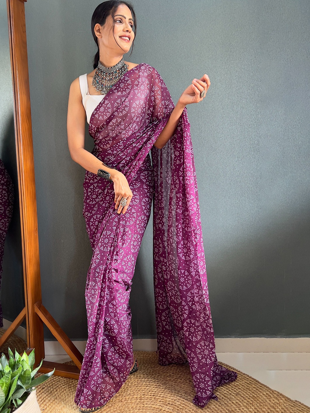 

Sidhidata Pure Georgette Bandhani Saree, Purple