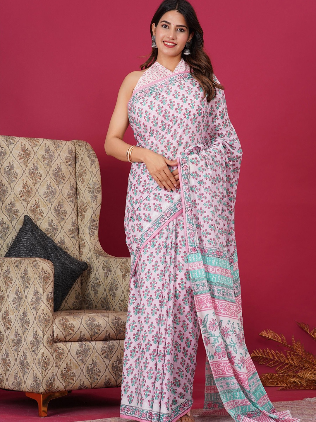 

Shivanya Handicrafts Floral Printed Pure Cotton Block Print Saree, White