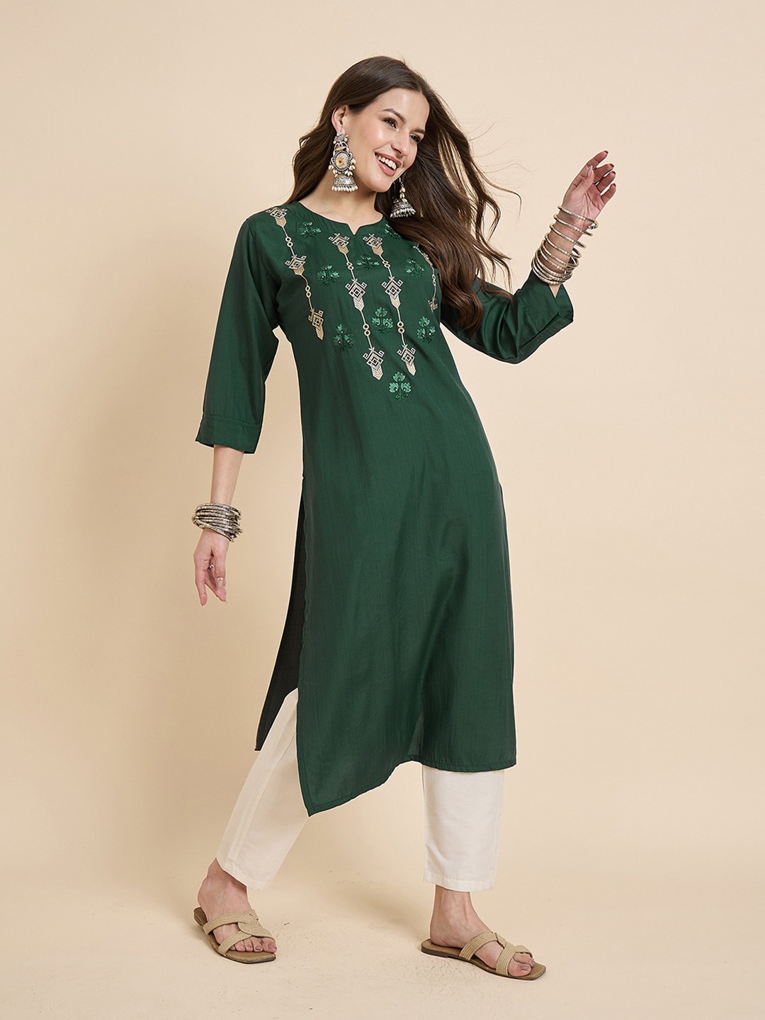 

Anouk Rustic Women Floral Embroidered Floral Kurta, Green