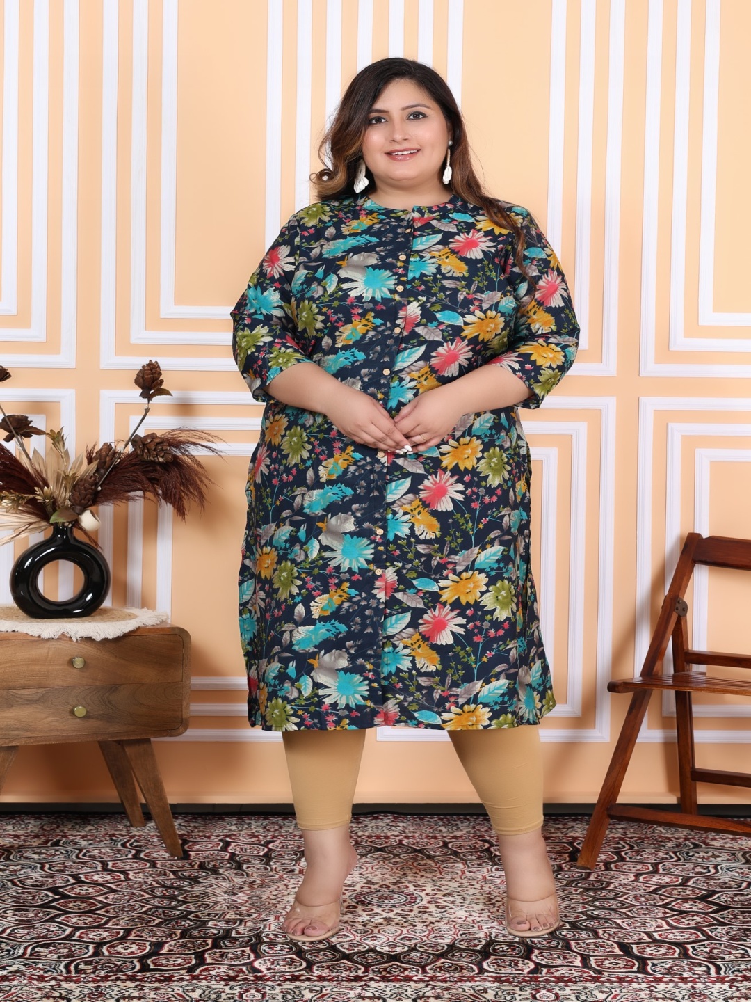 

ASANSHI Plus Size Floral Printed Mandarin Collar Straight Kurta, Navy blue