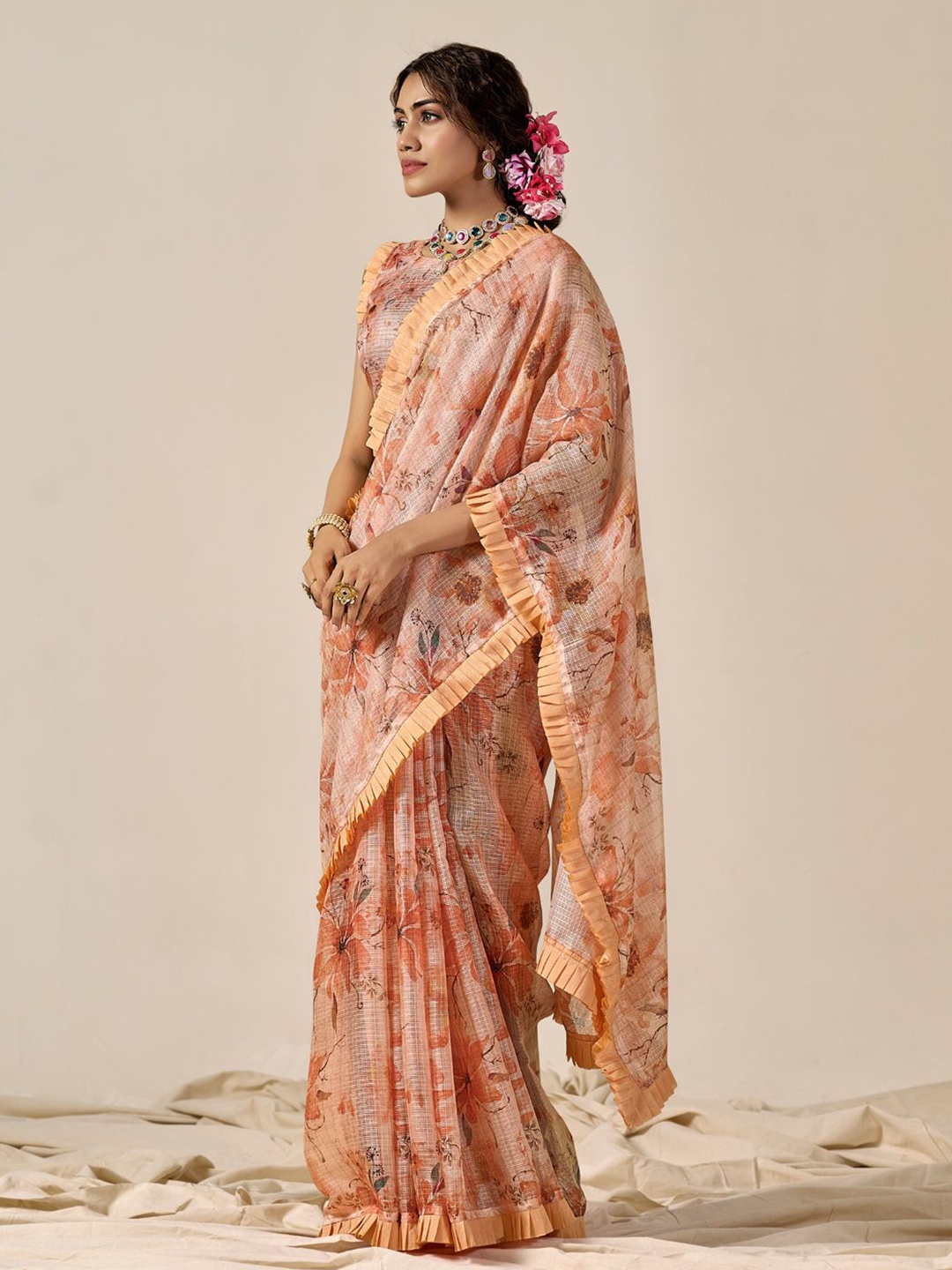 

DIVASTRI Floral Printed Kota Saree, Orange