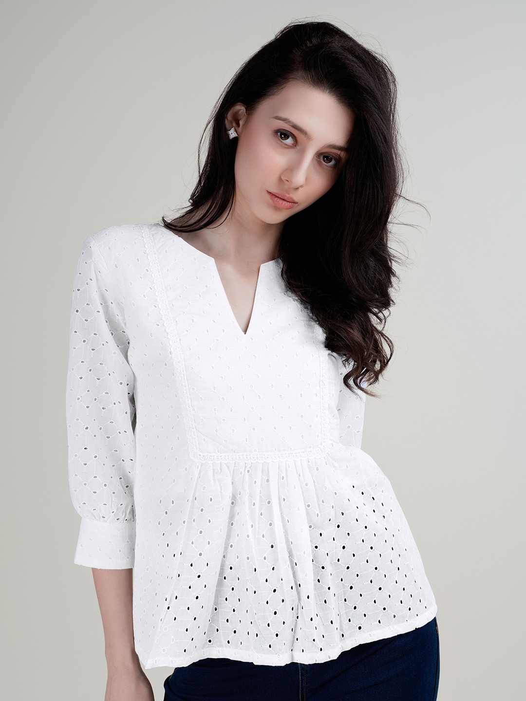 

HOUSE OF MIRA Self Design Schiffli Cotton A-Line Top, White