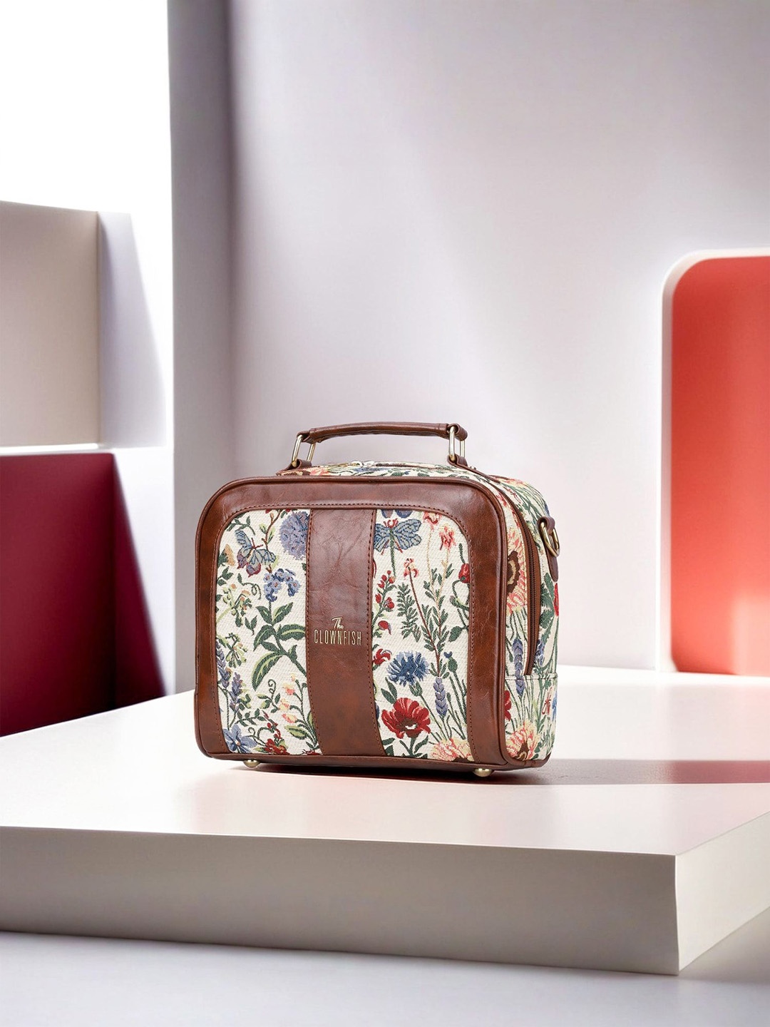 

THE CLOWNFISH Women Floral Printed Structured Handheld Bag, Off white