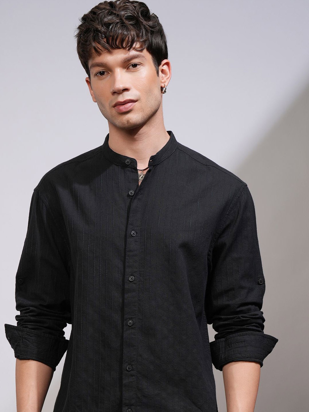 

HIGHLANDER Men Relaxed Fit Band Collar Textured Cotton Casual Shirt, Black