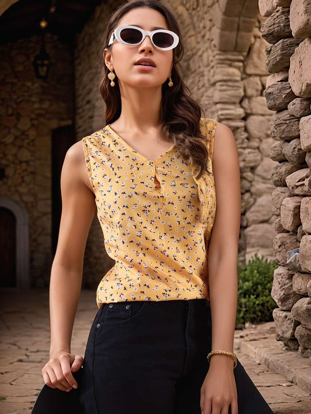 

DressBerry Floral Print Top, Yellow