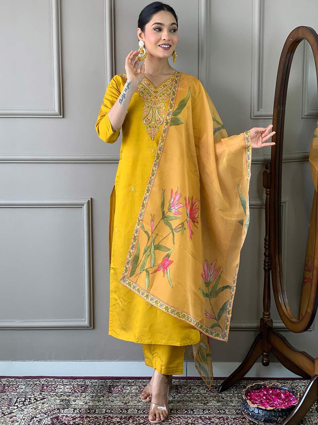 

Lookmark Floral Embroidered V-Neck Kurta With Trousers And Dupatta, Yellow