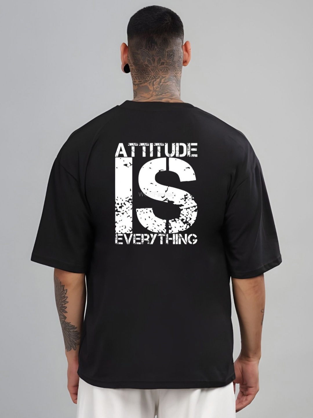 

SZN Men Typography Printed Round Neck Cotton Oversized T-shirt, Black
