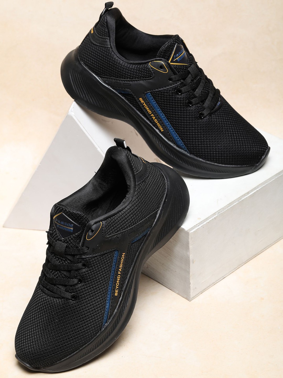 

ABROS Men Celestin Mesh Running Shoes, Black