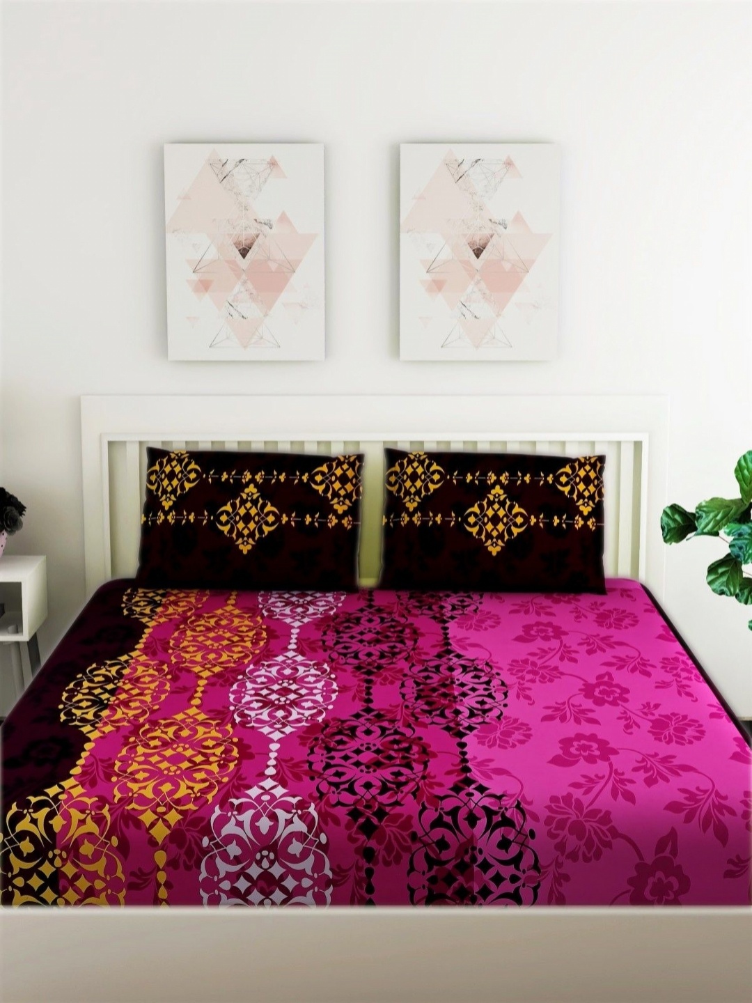 

Aura Black & Pink Floral 120 TC Cotton Single Bedsheet Set 2.28 m x 2.54 m
