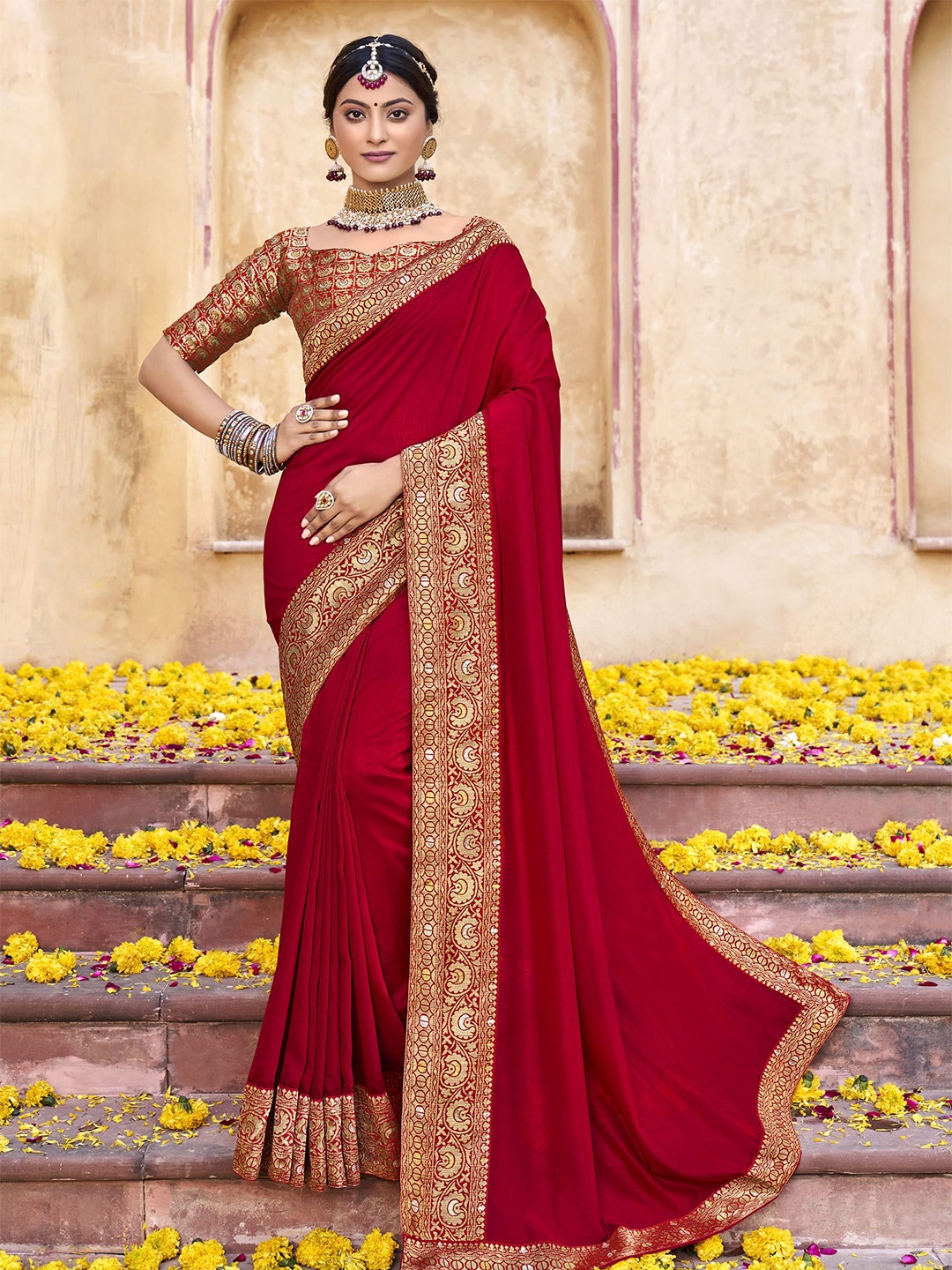 

VIRENDRA TEXTILES Zari Pure Georgette Saree, Red