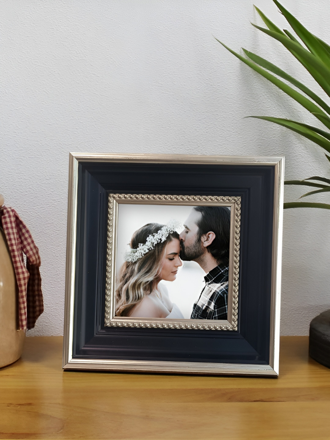 

Art Street Black MDF Table Photo Frames