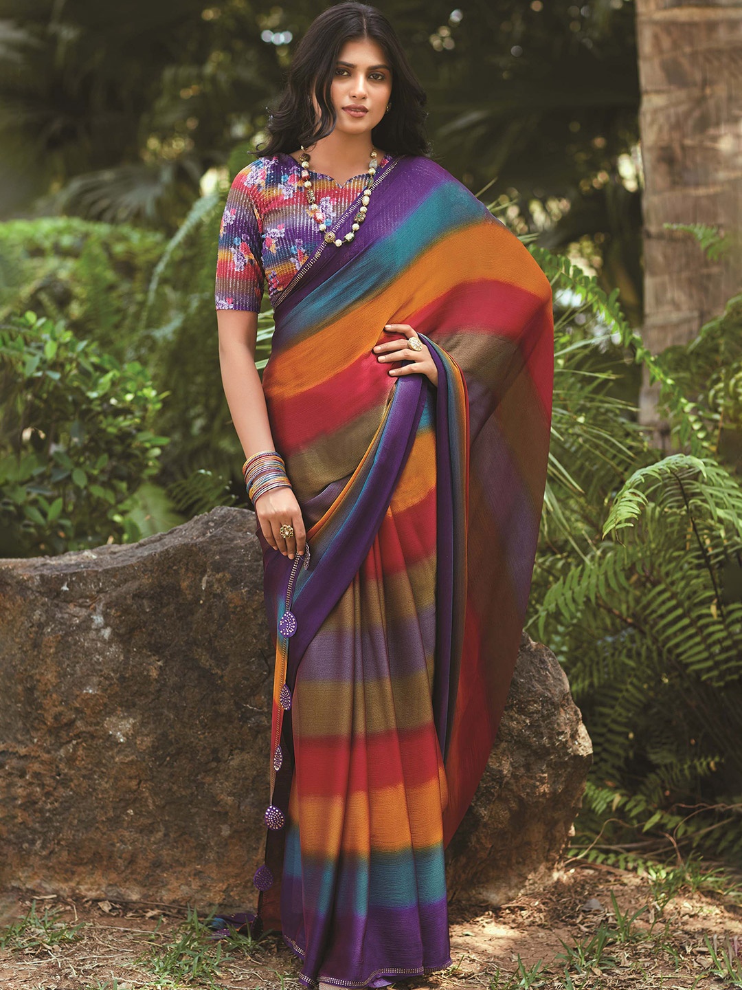 

DIVASTRI Women Colourblocked Mirror Work Saree With Unstitched Blouse Piece, Purple