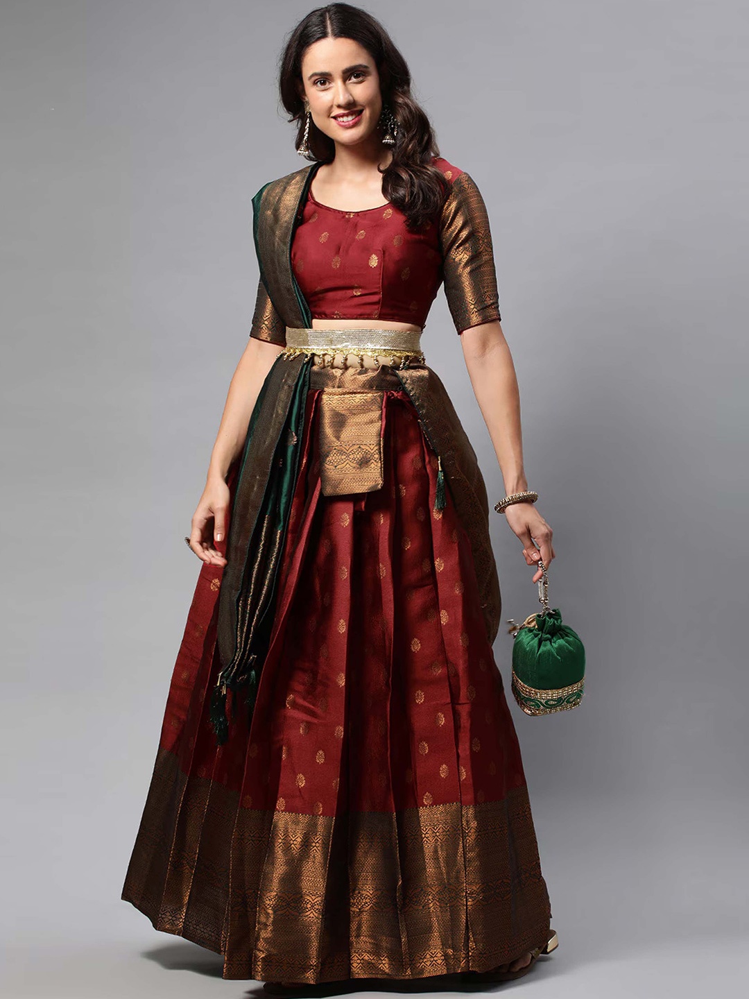 

DIVASTRI Floral Woven Design Semi-Stitched Lehenga & Unstitched Blouse With Dupatta, Maroon