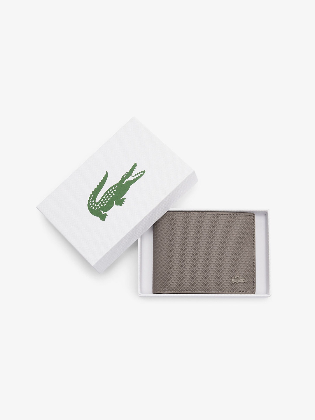 

Lacoste Men Small Piqu Leather Chantaco Billfold Wallet, Grey