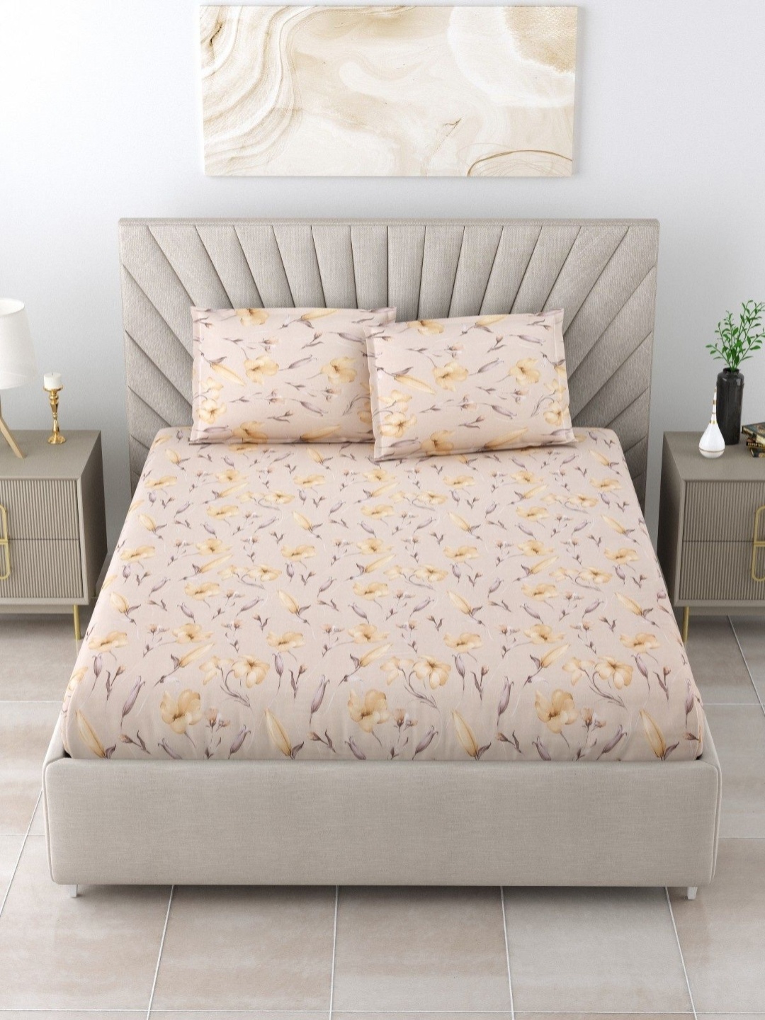 

Aura Cream-Coloured & Grey Floral 120 TC King Bedsheet with 2 Pillow Covers