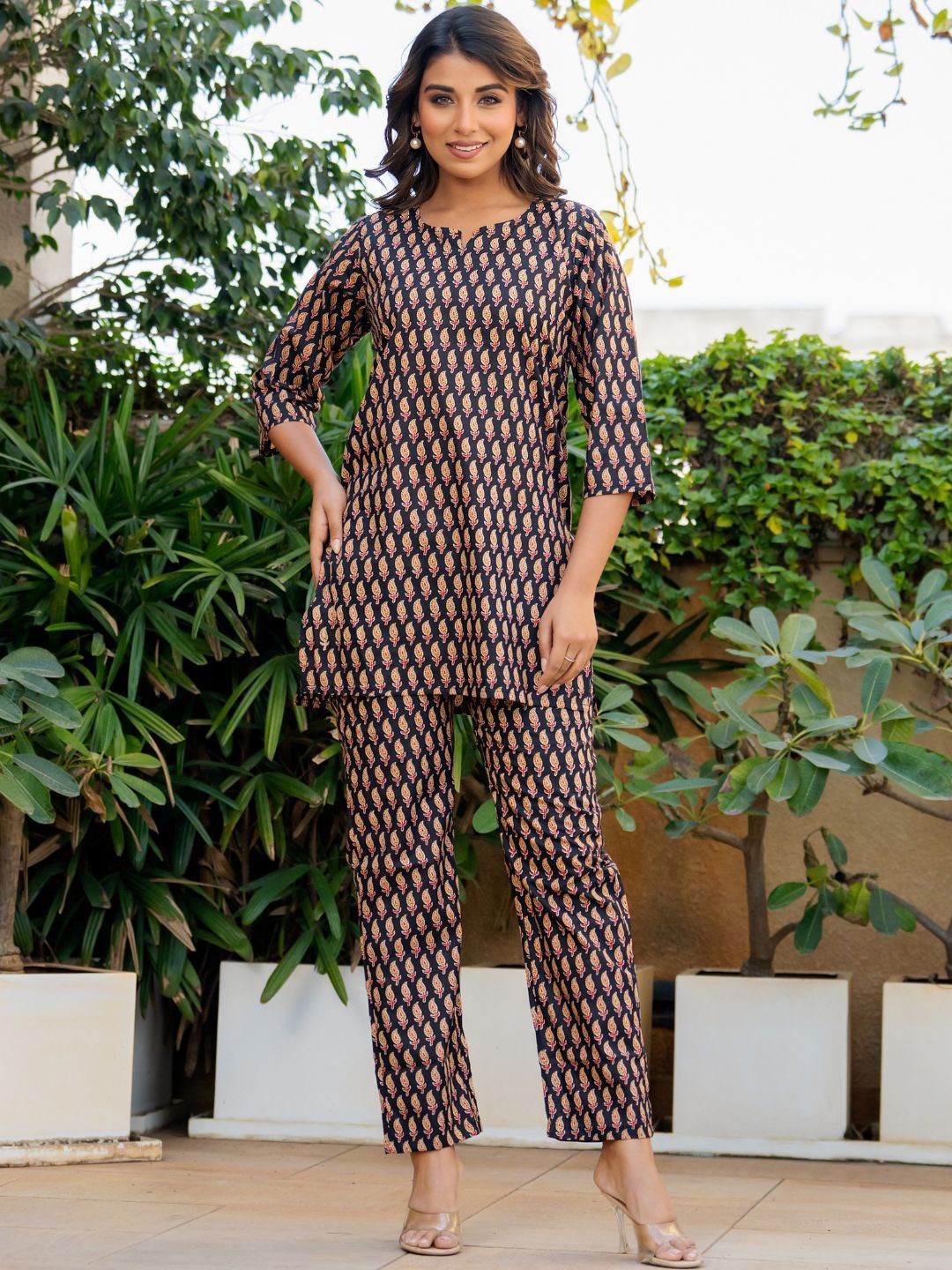 

HOUSE OF JAMOTI Paisley Play Printed Rozana Set, Brown