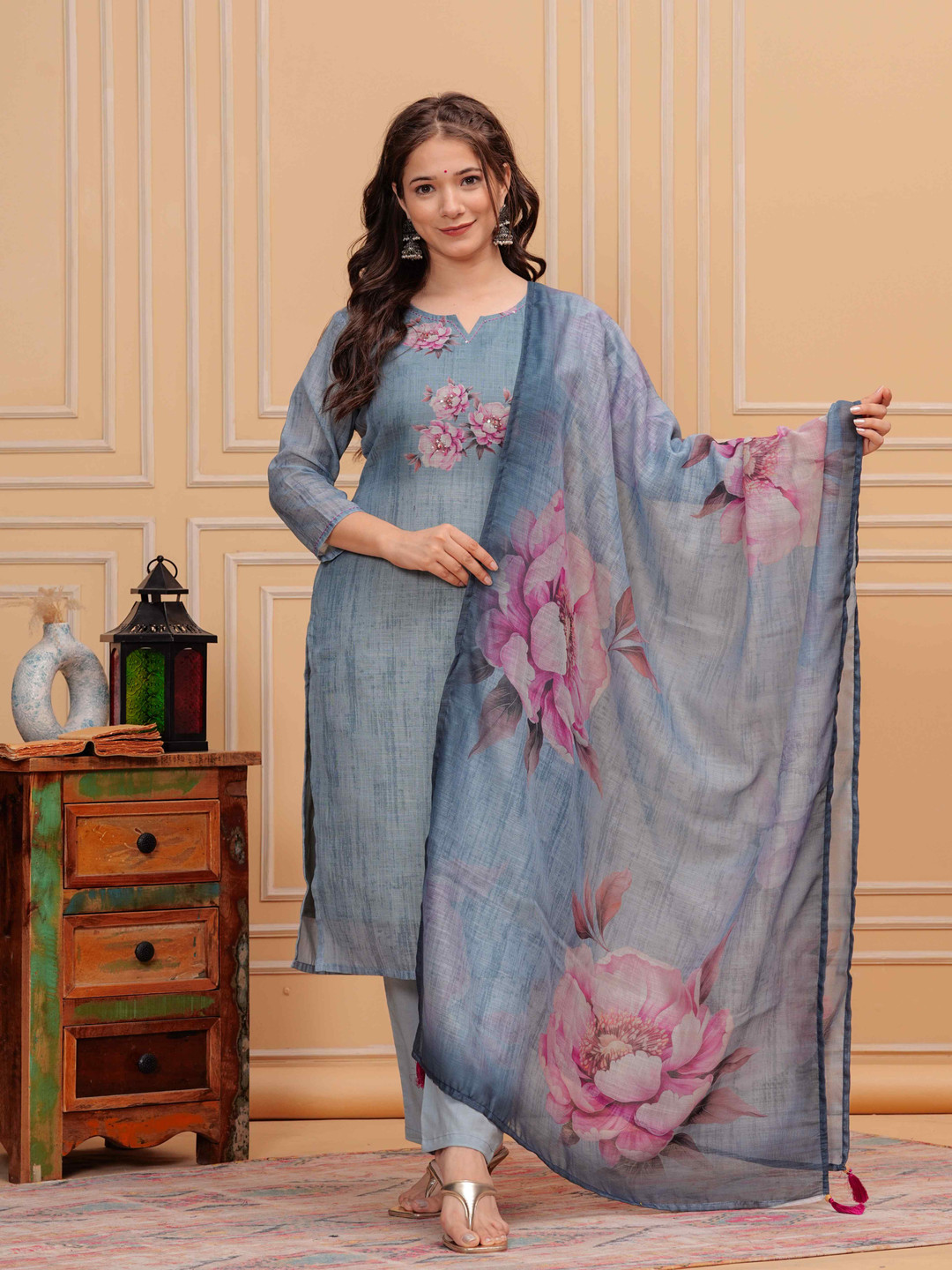 

MissKurti Floral Printed Notch Neck Linen Straight Kurta With Trouser & Dupatta, Grey
