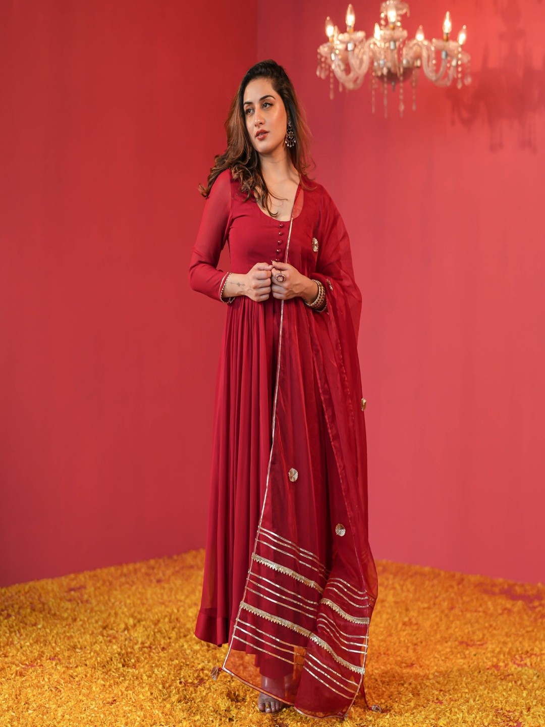 

DIVASTRI Scoop Neck Empire Style Anarkali Kurta With Trousers And Dupatta, Red