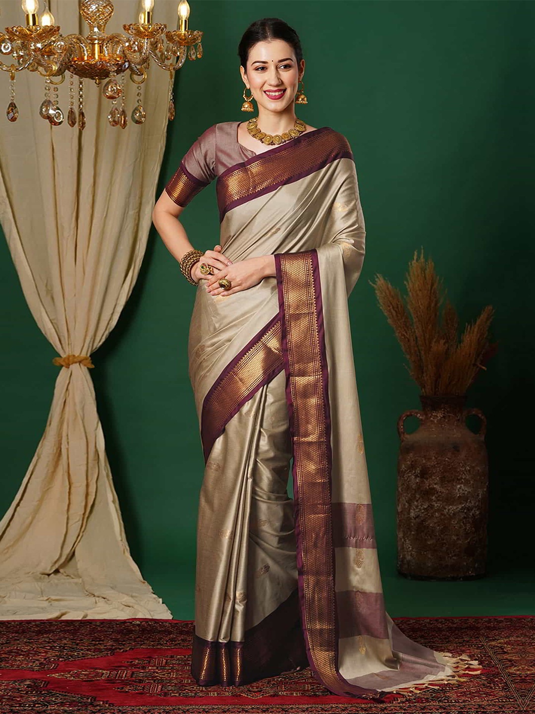 

DIVASTRI Woven Design Zari Pure Silk Mysore Silk Saree, Beige