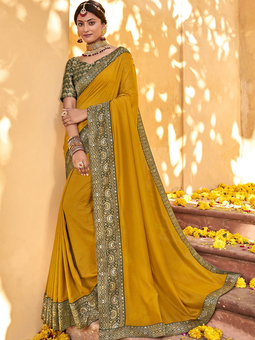 

VIRENDRA TEXTILES Zari Pure Georgette Saree, Yellow