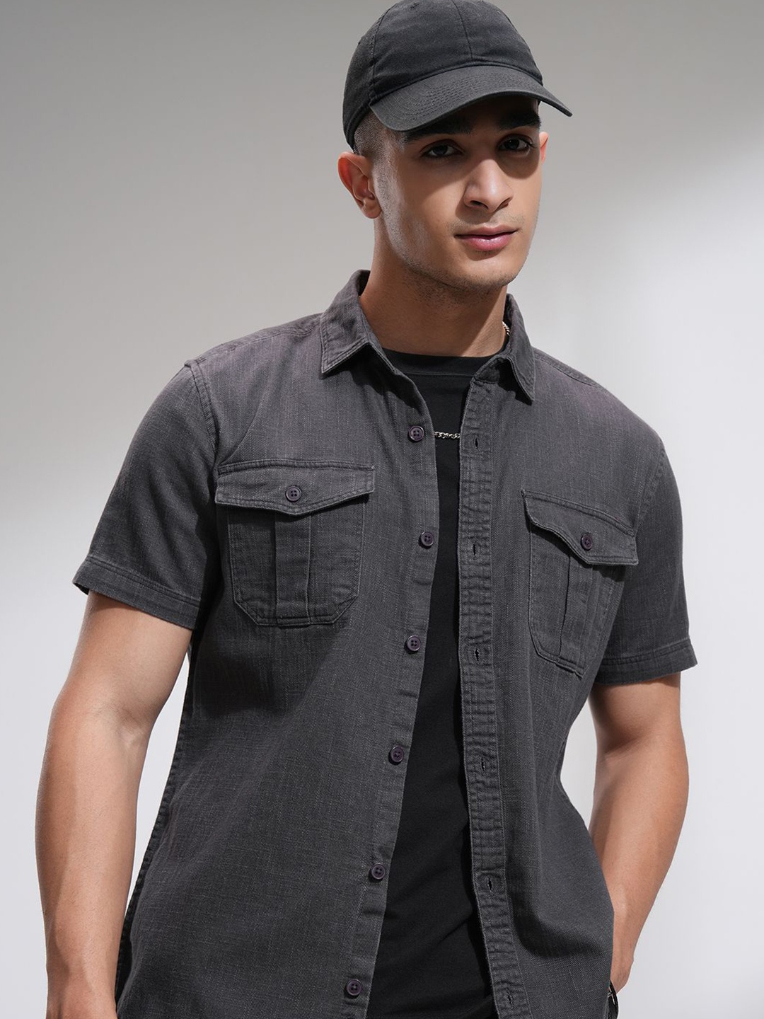 

HIGHLANDER Men Sulphur Washed Utility Pocket Casual Shirt, Grey