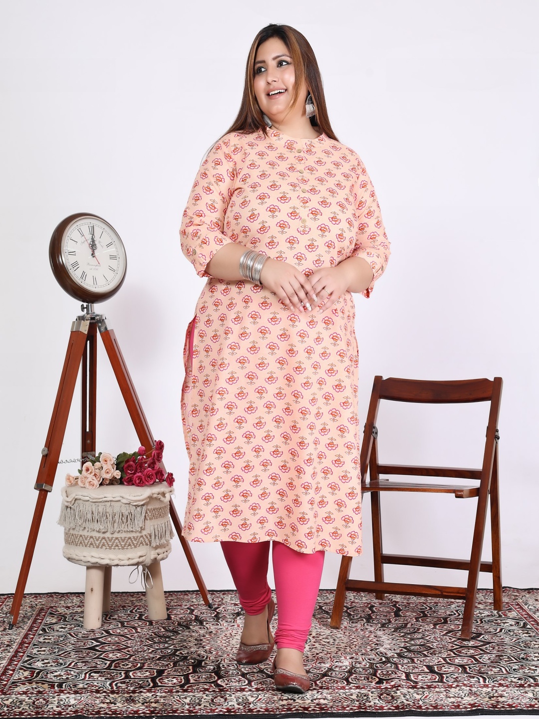 

ASANSHI Plus Size Floral Printed Mandarin Collar Straight Kurta, Peach